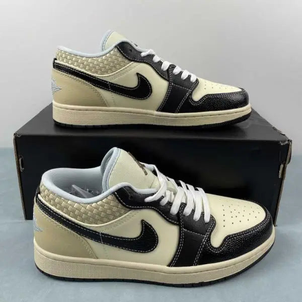 Air Jordan 1 Low SE Coconut Milk Black Muslin