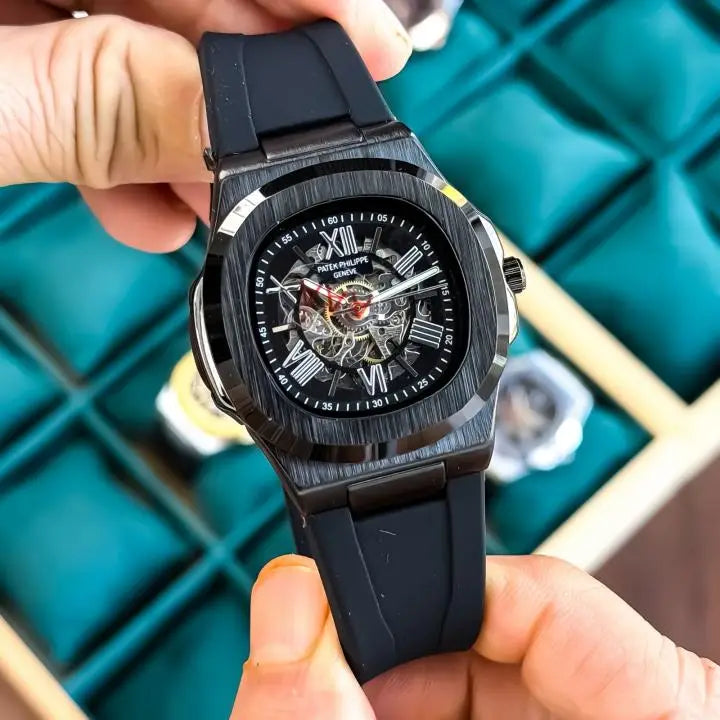 Patek Phillip e Nautilus Skeleton Silicone Full Black Secondary image