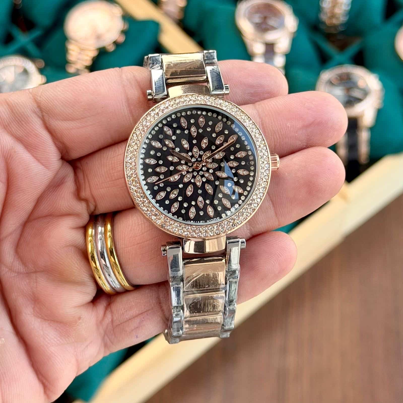 MICHAELKORS_LADIES_ROSE-TT-BLACK Main image