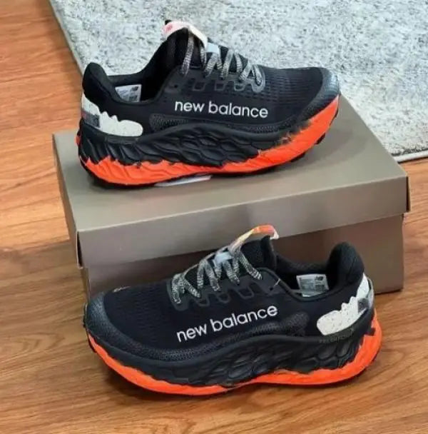 New BALANC_E FRESH FOAM X MORE TRAIL BLACK Main image