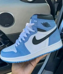 Nik_e Jordan Retro 1 University Blue Women