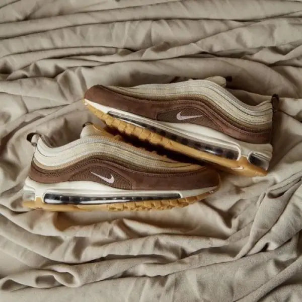 Nik_e Airmax 97 Muslin Pink Foam Crepe Brown Secondary image