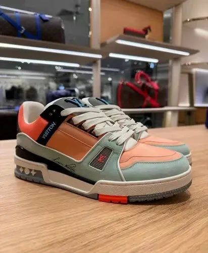 Loui s Vuitton Trainer Multi Orange With Accessories Secondary image