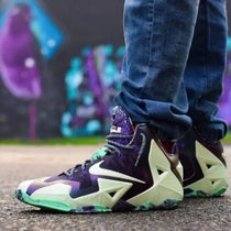 Nik_e Lebron 11 Gator king Glow in Dark