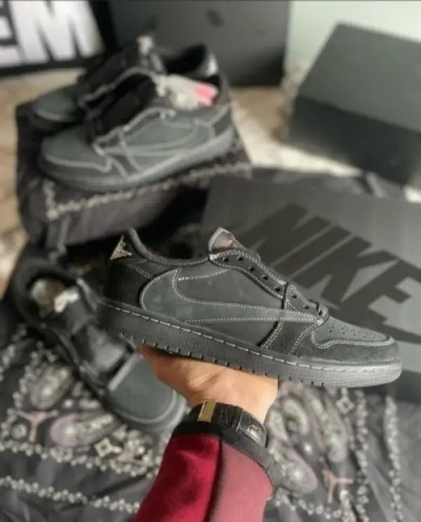 Travis Scott x Air Jordan 1 Low Black Phantom Surplus Semi UA