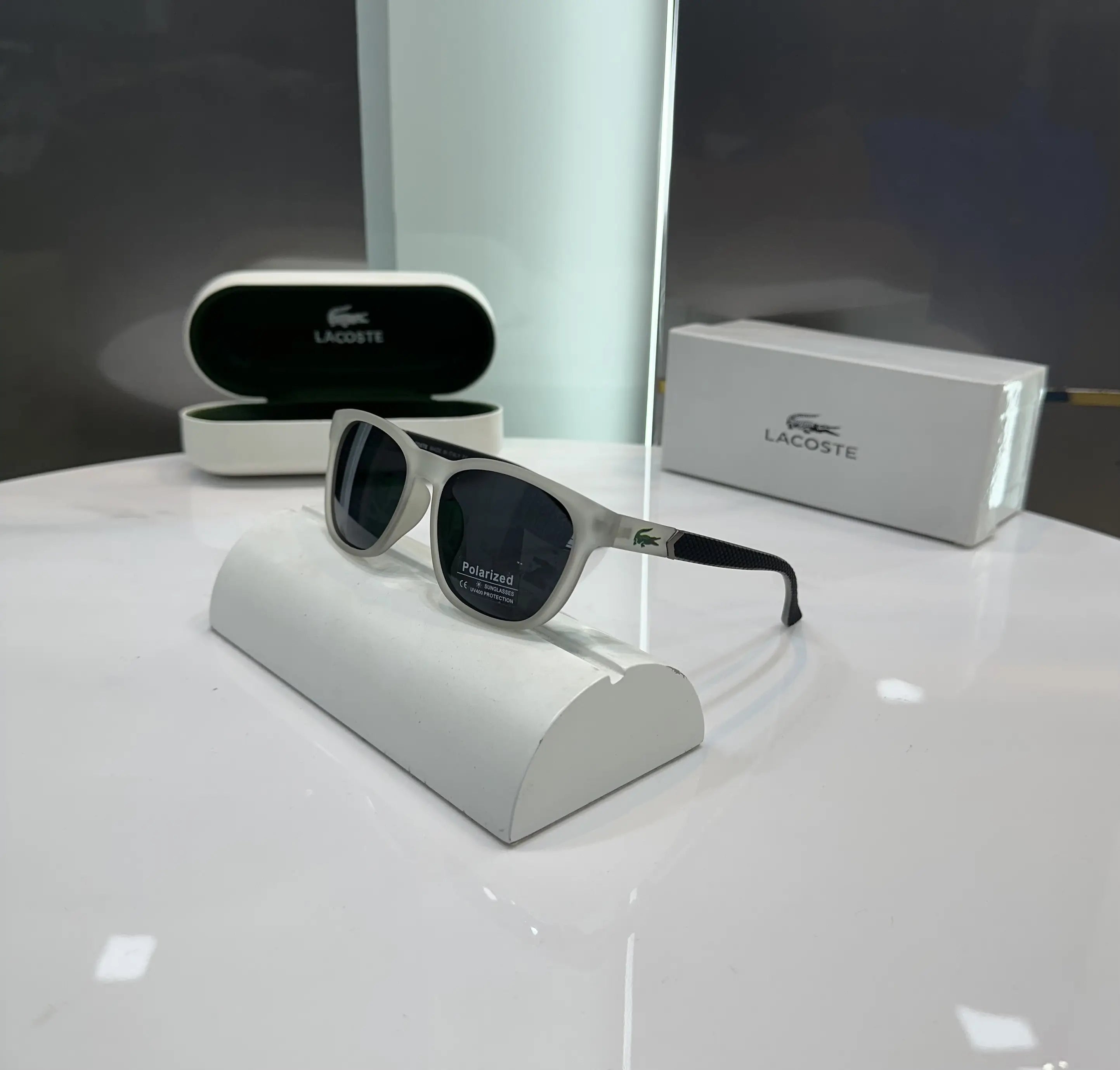 Lacost e Grey Black Matt Premium Shades 0366