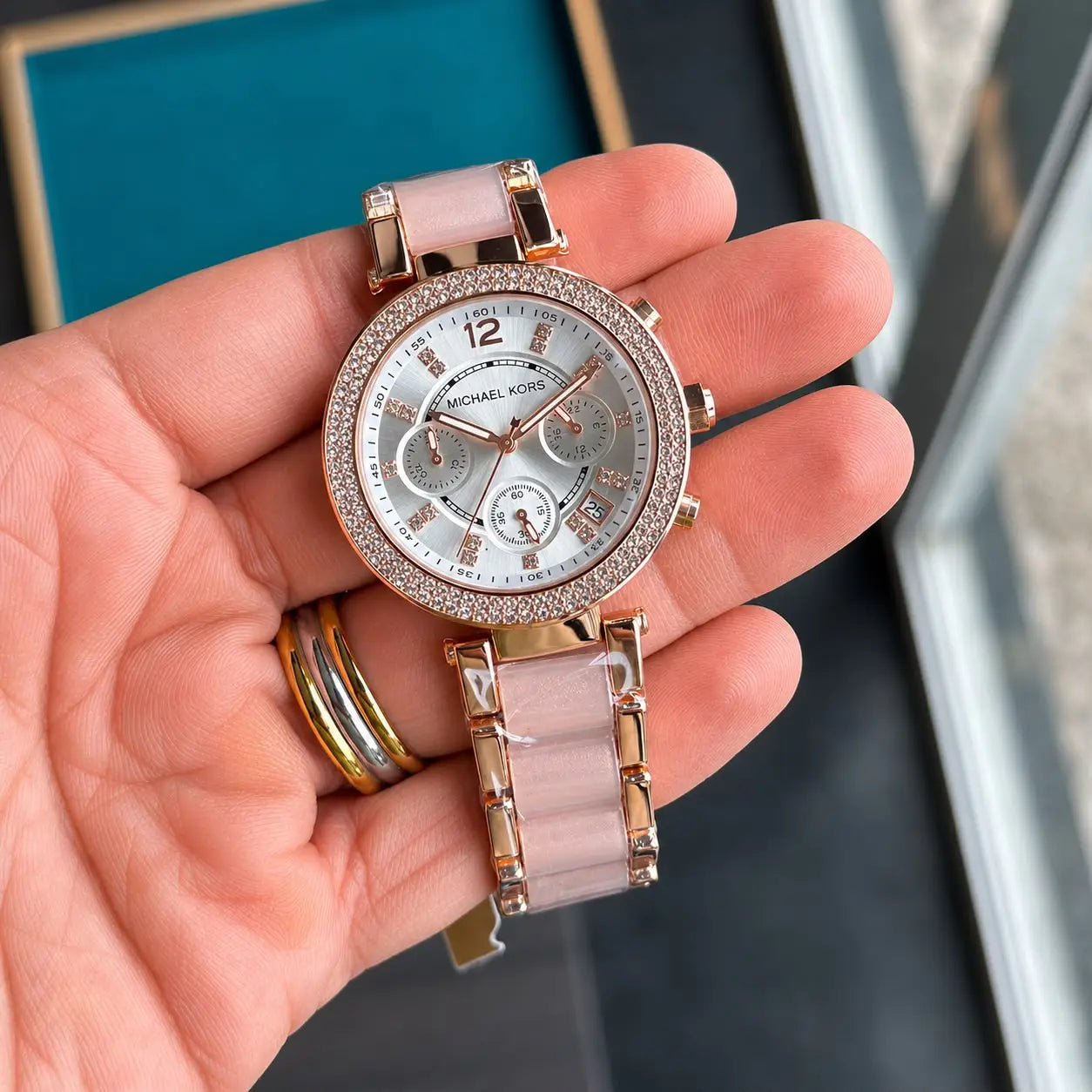 MICHAELKORS_LADIES_ROSE_WHITE Main image