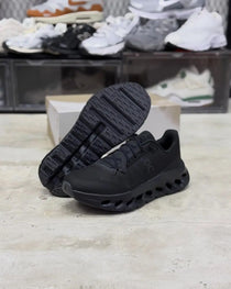 ON Cloud Running tilt Black Eclipse