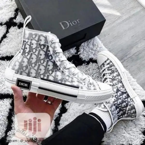 Dio_r B23 High Top Oblique White With Accessories