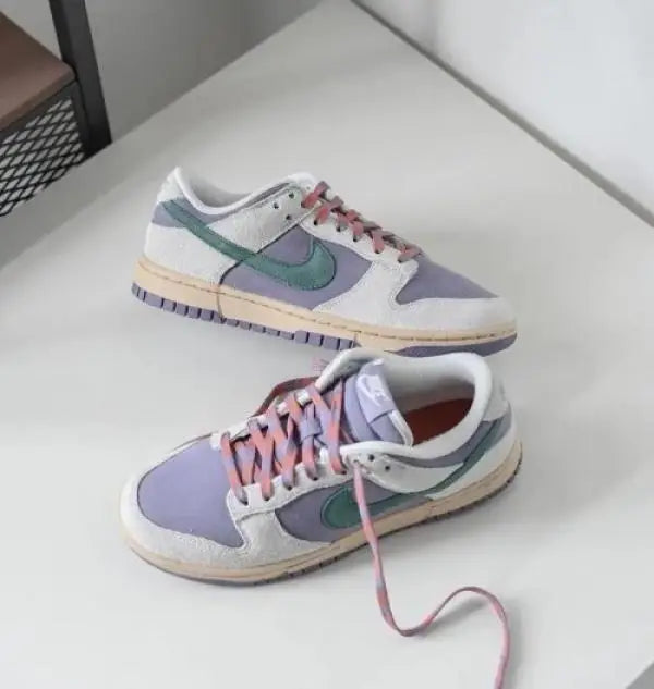 Nik_e Dunk Low Joker Main image