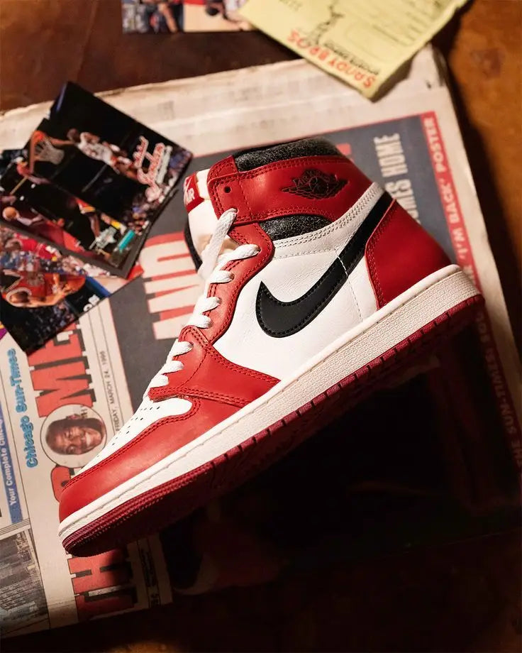 NIKE AIR JORDAN RETRO 1 LOST & FOUND WITH ALL ACCESSORIES 😍