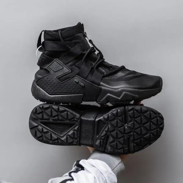 Nik e Huarache Gripp Gs Triple Black Secondary image