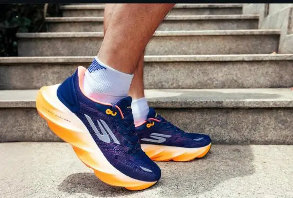 SKECHERS AERO BURST BLUE ORRANGE Secondary image