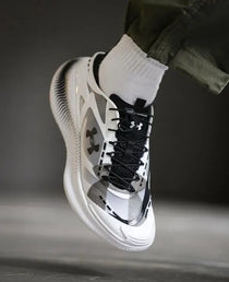 UNDER ARMOUR ECHO SLIPSPEED