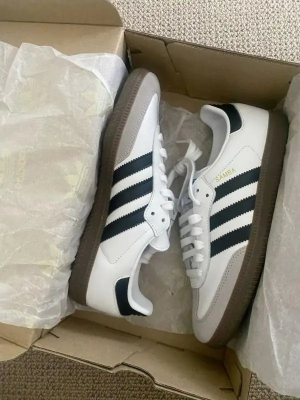 Adida s Samba OG Trainer white cloud Men Heavy Quality fix Main image