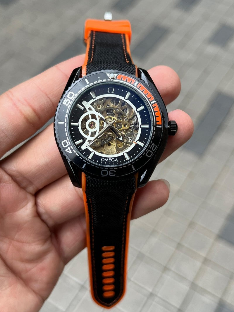 Omeg a Speedmaster Automatic Main image