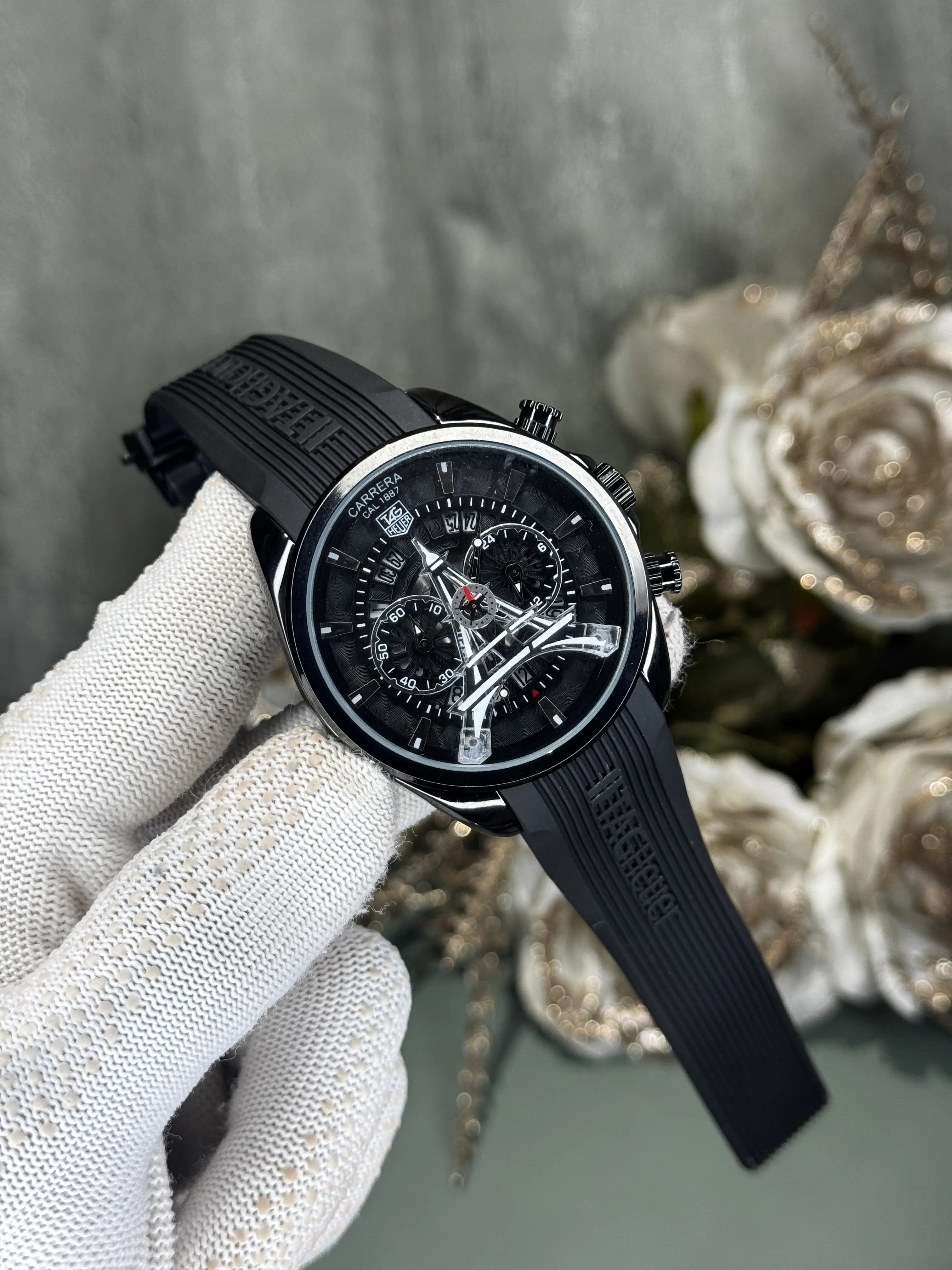 Carrer a Tag Heuer All Black Eiffel Premium Watch Secondary image
