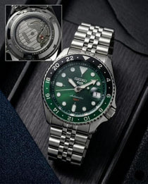 Seiko 5 sports GMT back open 0001