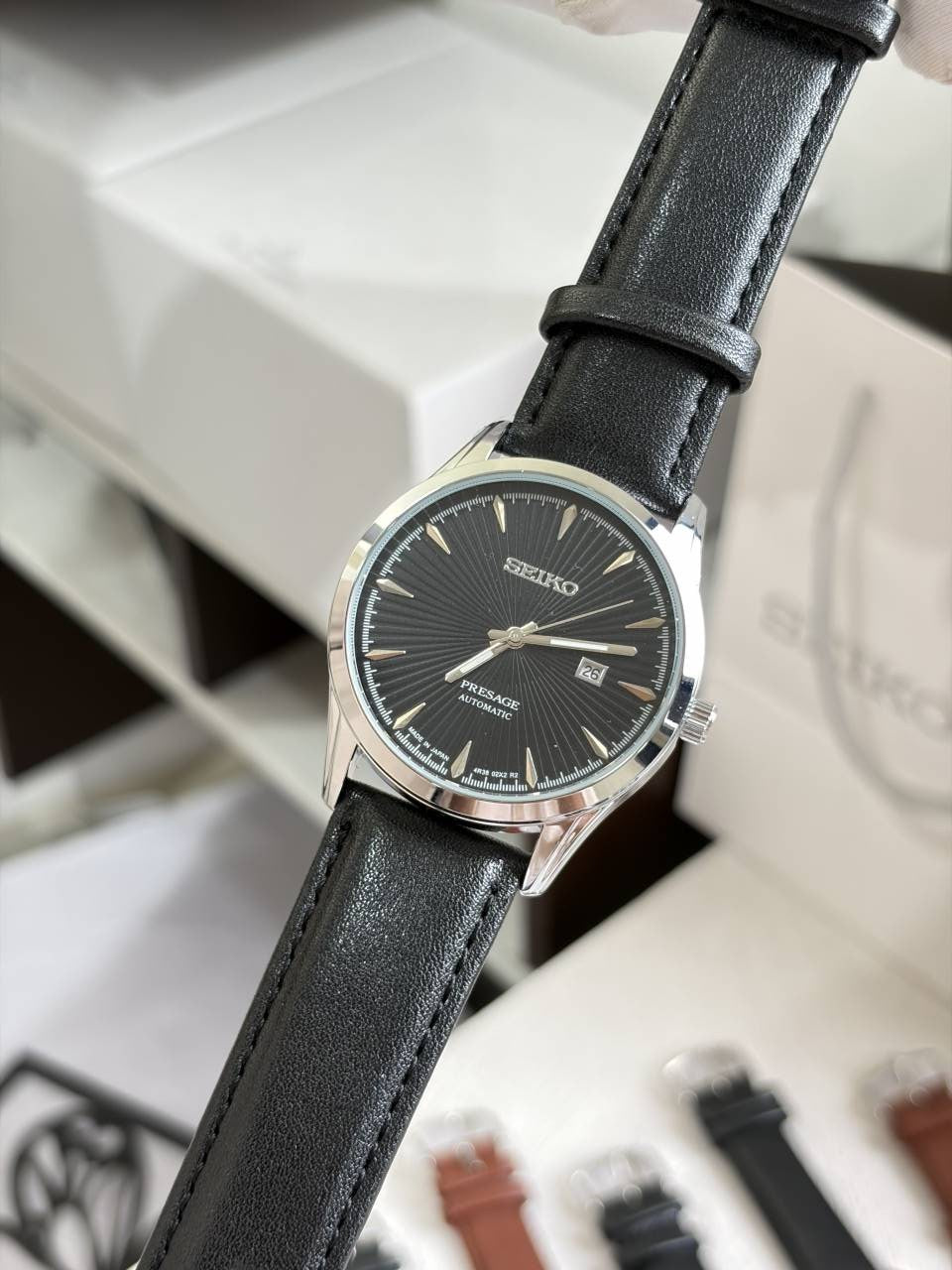 SEIK O PRESAGE LEATHER QUARTZ 933